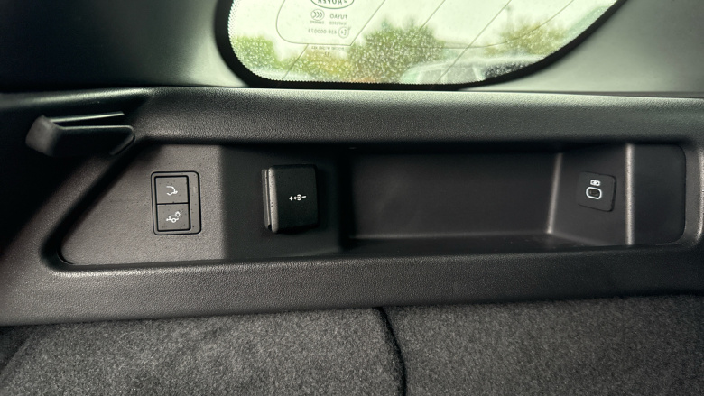 Land Rover Discovery Sport 2.0 D200 Dynamic HSE 5dr Auto [7 Seat] Diesel Station Wagon